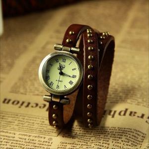 Vintage Classical Design Real Leather Chain Watch..