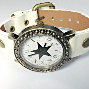 Star Face Vintage Leather Band Watches Woman Girl..