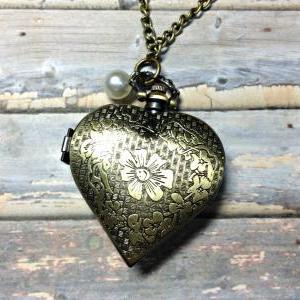 Handmade Vintage Style Heart Pocket Watch Necklace..