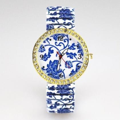 Delft Watch With Stainless Steel Band Unisex Wrist..