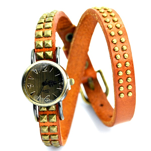 Vintage Round Quartz Rivet Leather Watchband Black Unisex Lady Girl Men Wrist Watch Light Brown