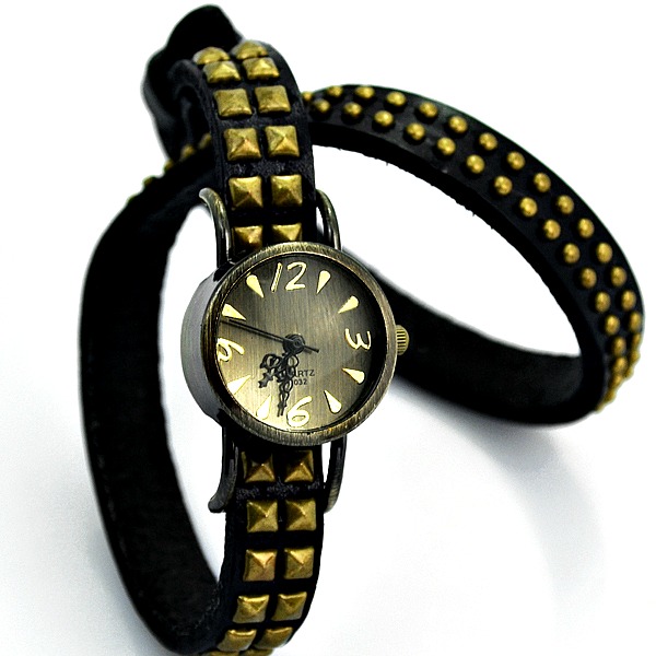 Handmade Vintage Round Quartz Rivet Leather Watchband Black Unisex Lady Girl Men Wrist Watch Black