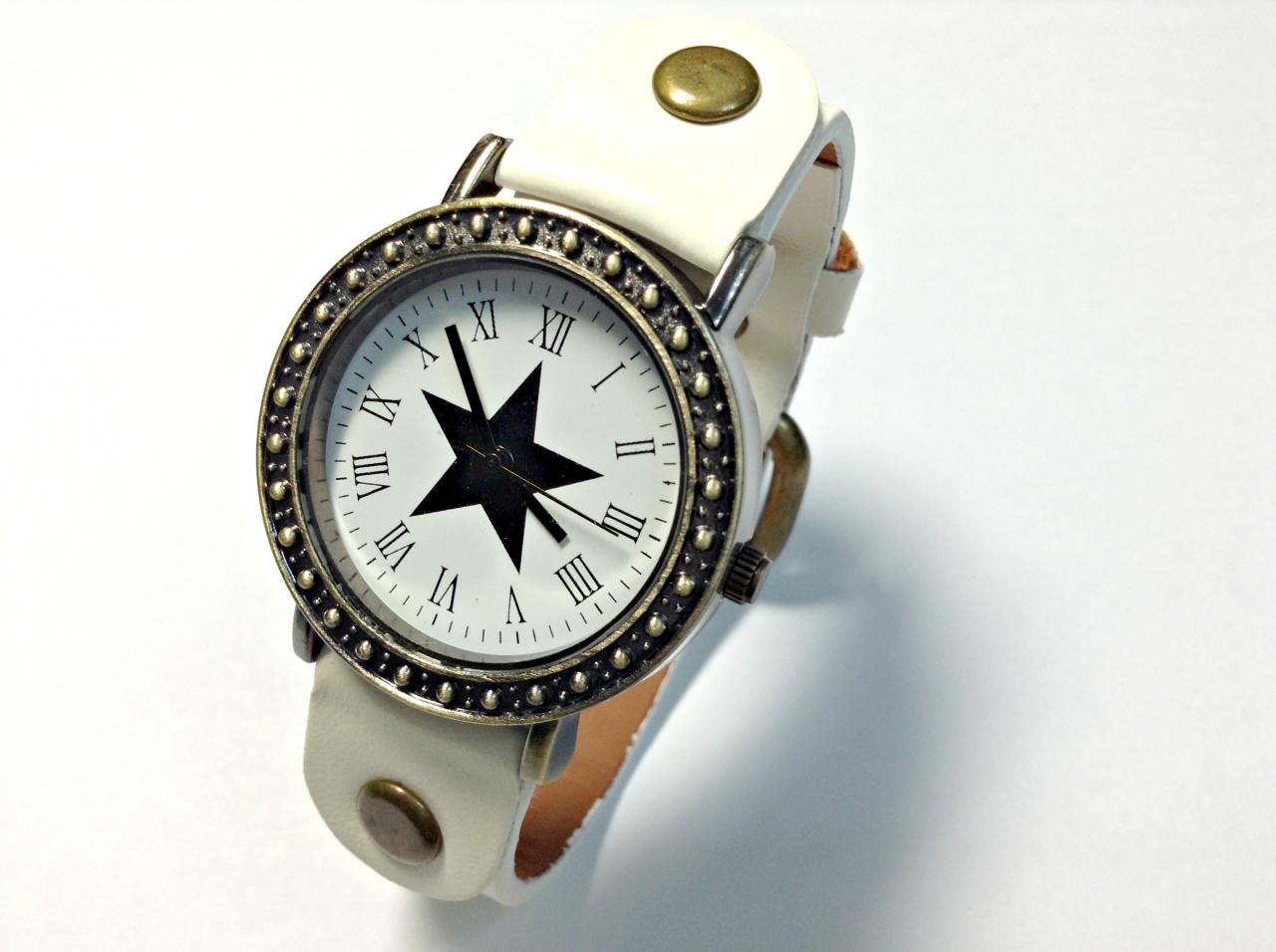 Star Face Vintage Leather Band Watches Woman Girl Quartz Wrist Watch White