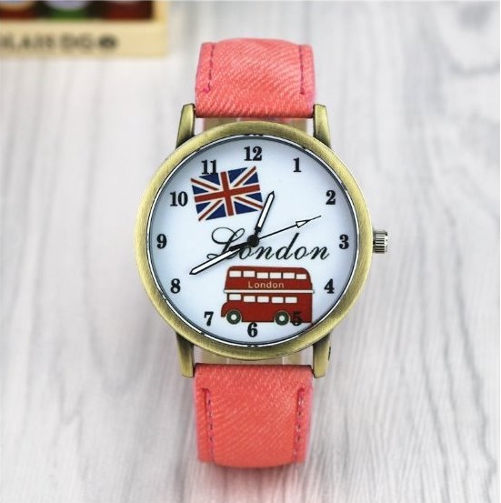 Vintage London Bus Face Leather Watchband Unisex Wrist Watch For Men Lady Retro Round Quartz Pink