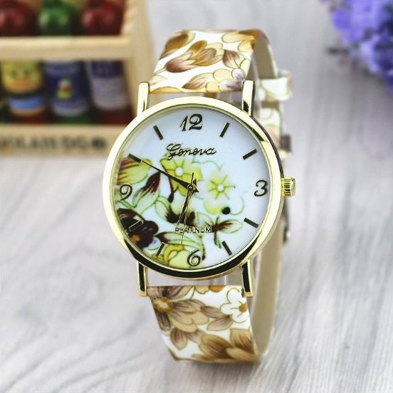 Vintage Flower Retro Quartz Watch Leather Band Unisex Wrist Watch For Men Lady Retro Round Quartz Watch Brown