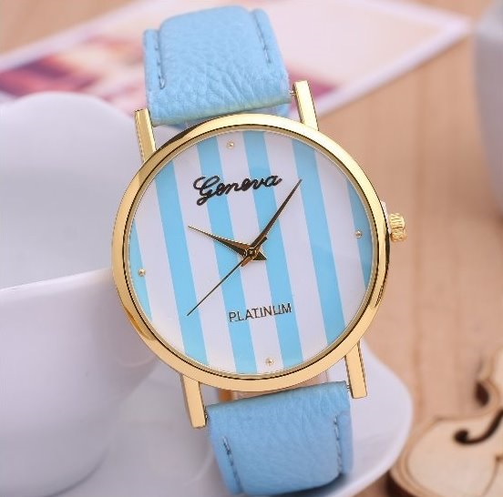 Stripe Watch Retro Quartz Watch Leather Band Unisex Wrist Watch For Men Lady Retro Round Quartz Watch Sky Blue
