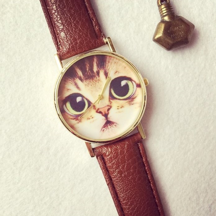 Lovely Cat Retro Quartz Watch Leather Band Unisex Wrist Watch For Men Lady Retro Round Quartz Watch Brown